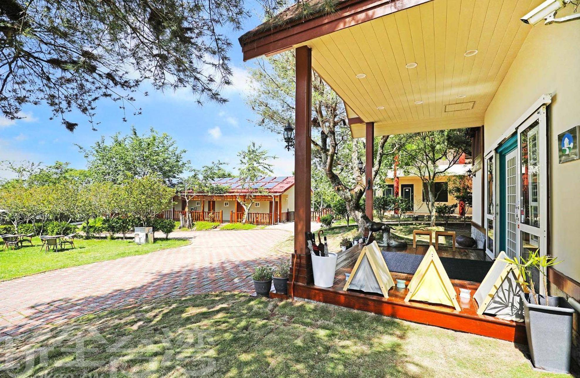 清境 百里莊園 Baili Manor Cing Jing Lägenhet Renai Exteriör bild